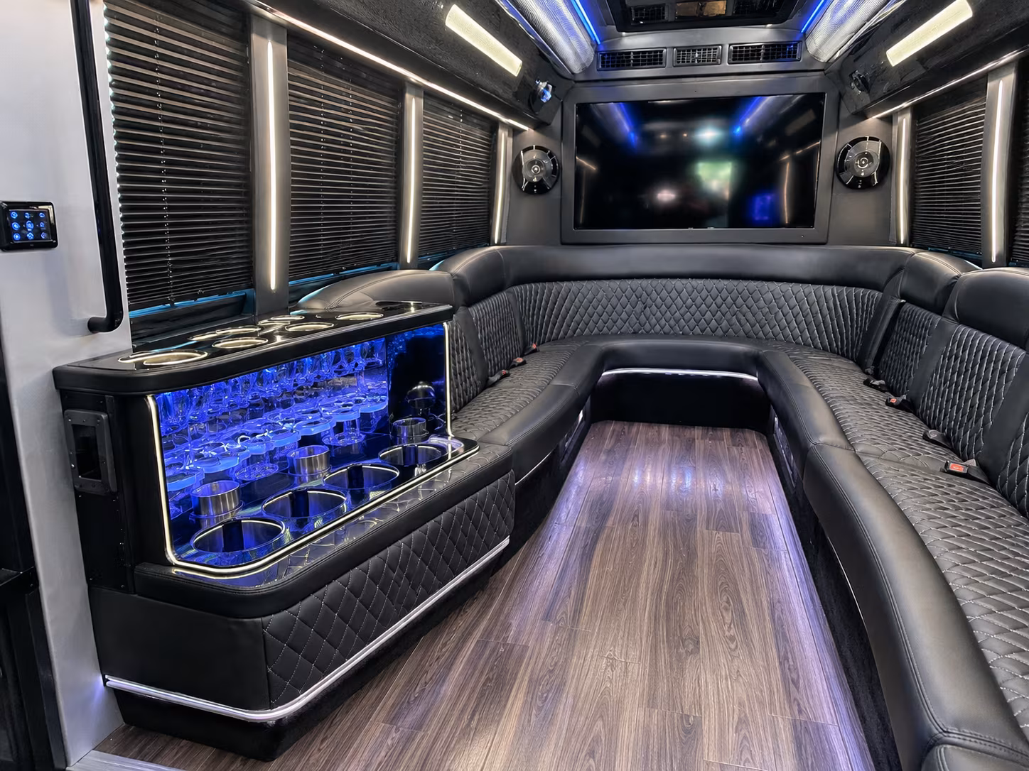 la habra holiday party bus rental