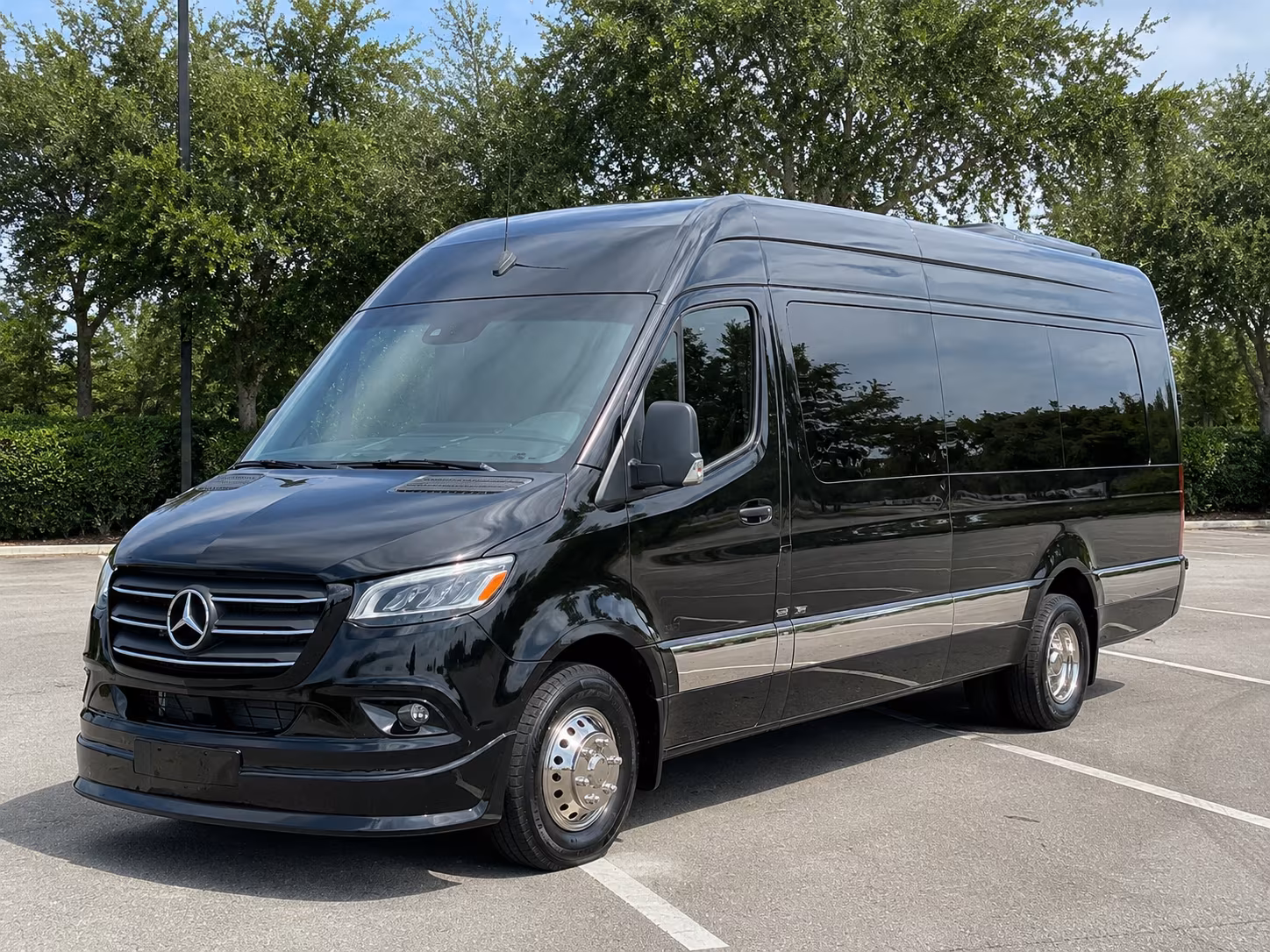 la mirada la habra charter buses