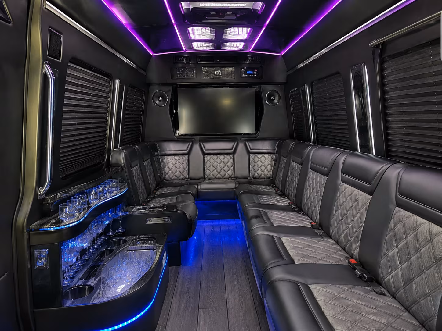 lahabracharterbuscompany com is the go to way to arrange group transportation for ducks games galaxy matches and every game in between