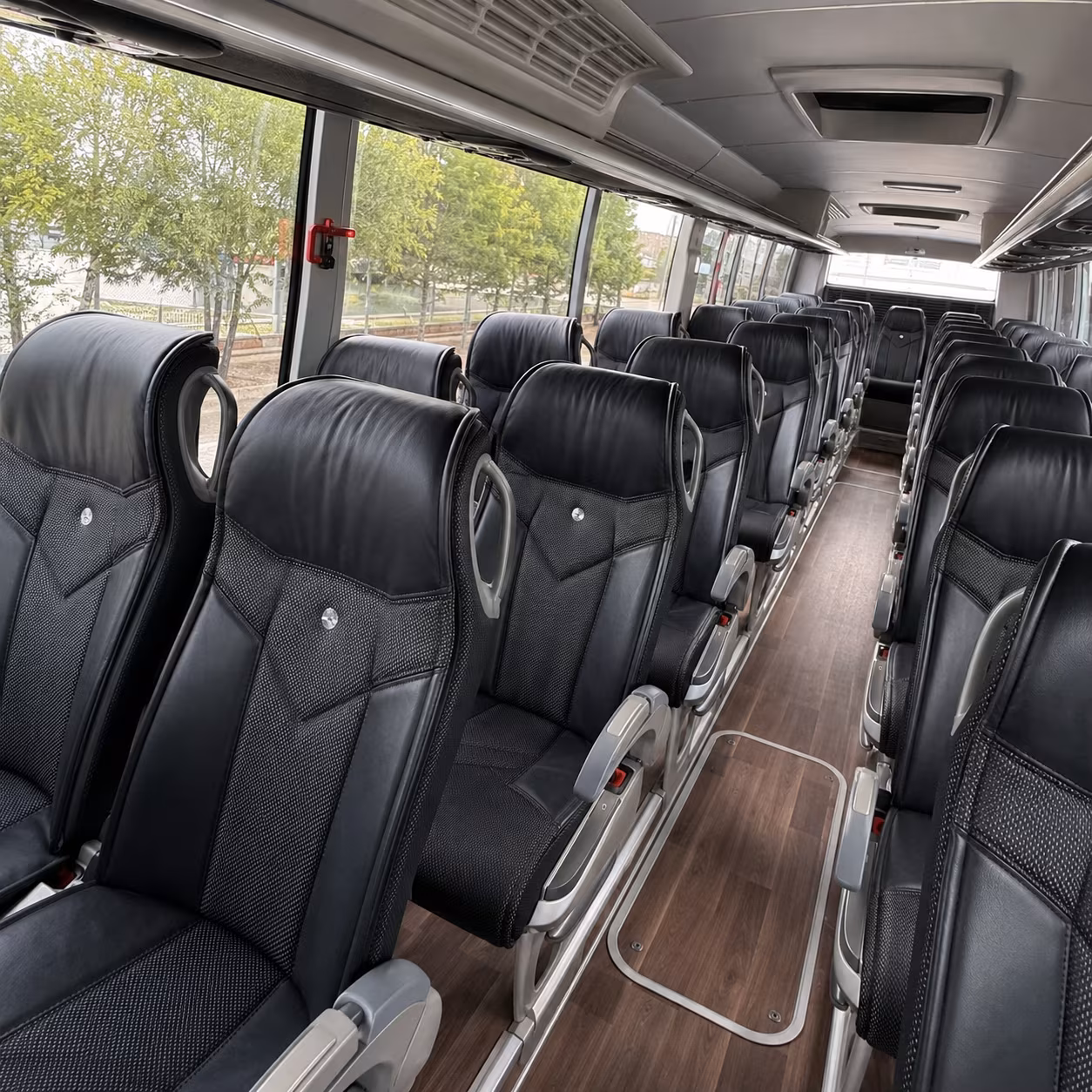 whittier la habra charter buses